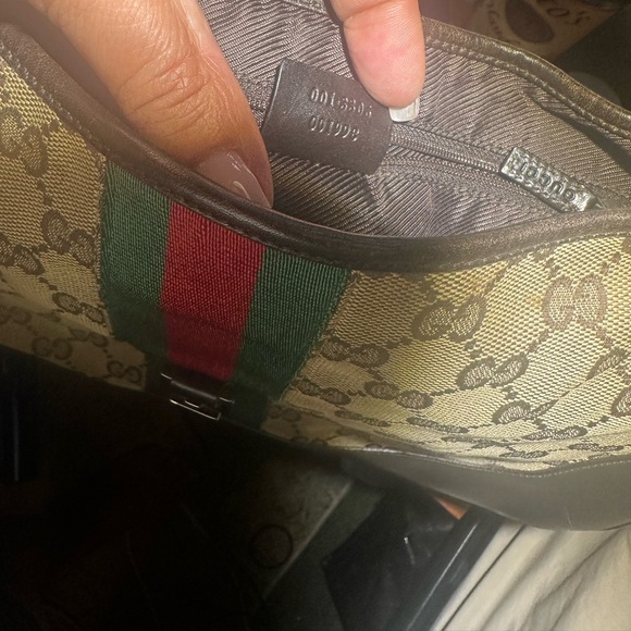 AUTHENTIC GUCCI. Gently used, well kept. - Picture 10 of 12